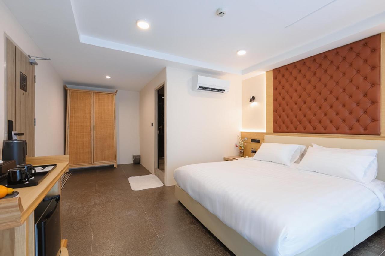 Heaven Boutique Hotel Бангкок Экстерьер фото