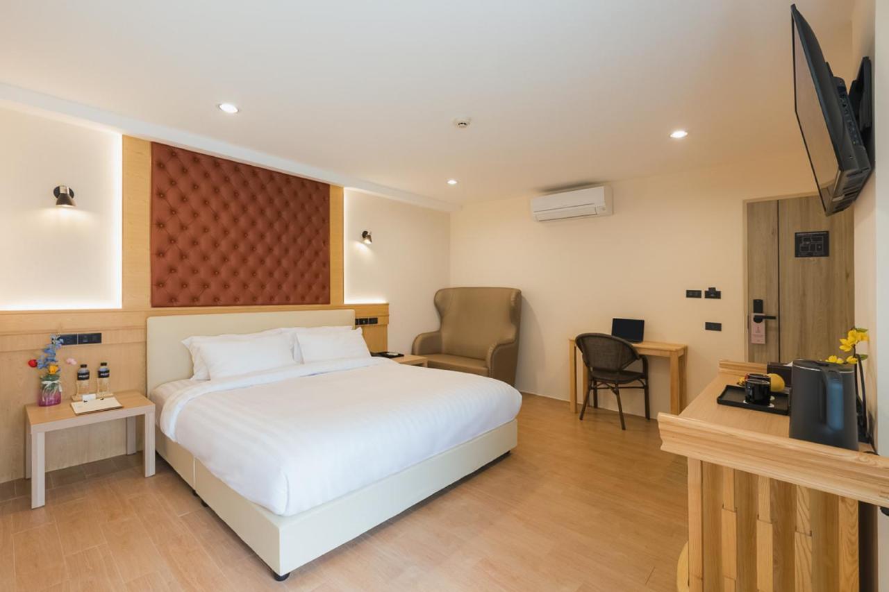 Heaven Boutique Hotel Бангкок Экстерьер фото
